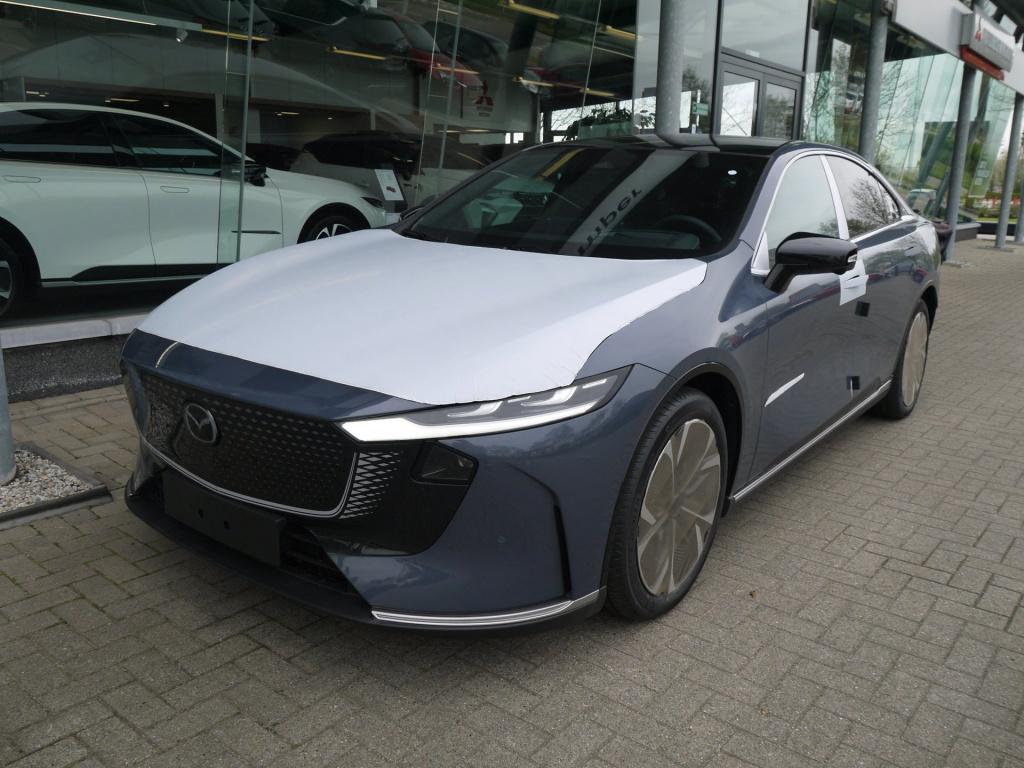 Mazda 6 6e takumi long range 80 kwh