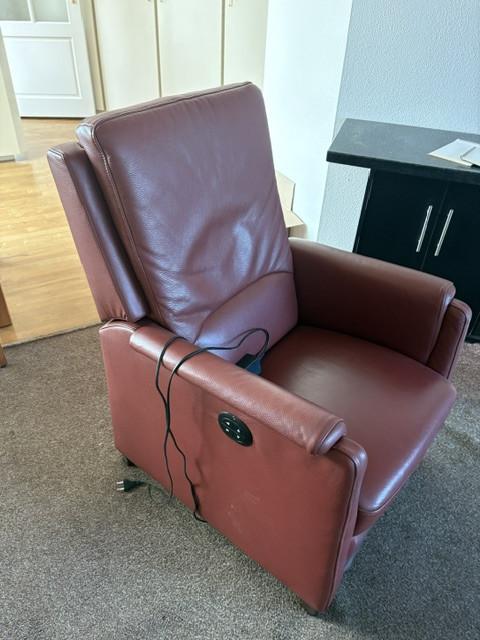 Elektrische relax fauteuil — bordeaux/donkerrood leer