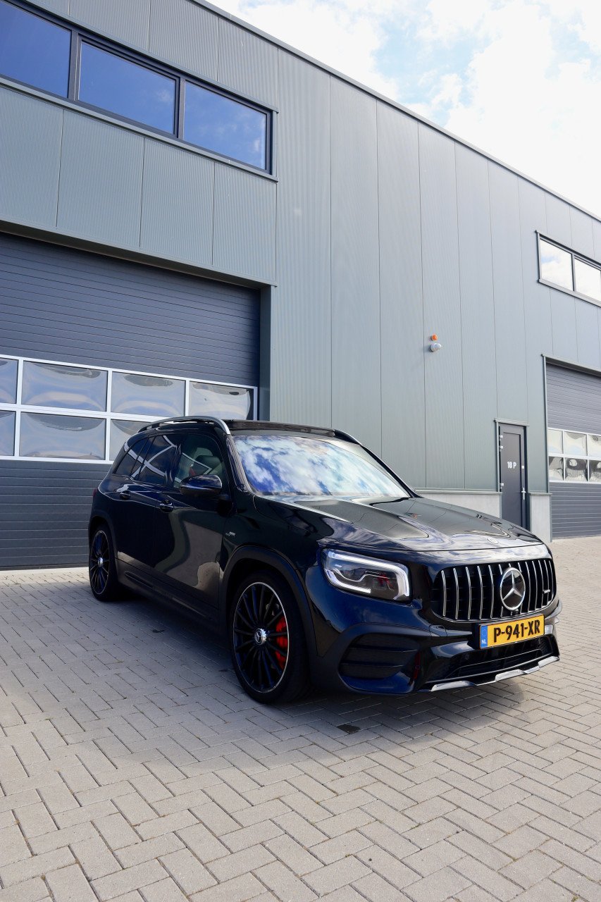 Mercedes-Benz GLB AMG 35 4MATIC Speedshift 2021| 306 PK | Full option |