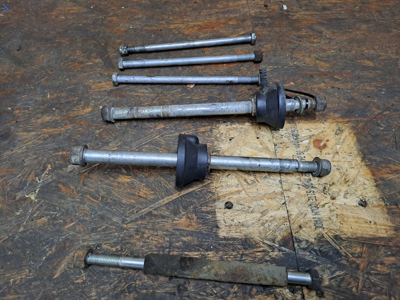 Te koop onderdelen peugeot vivacity