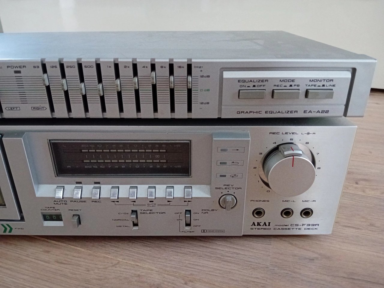 Vintage akai CS-F33R cassettedeck.