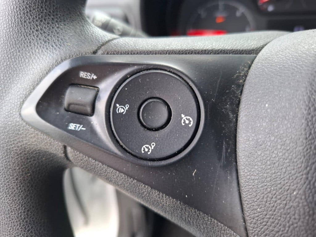 Opel Combo 1.6d l1h1 edition airco / cruise controle / navi / imperial / tr