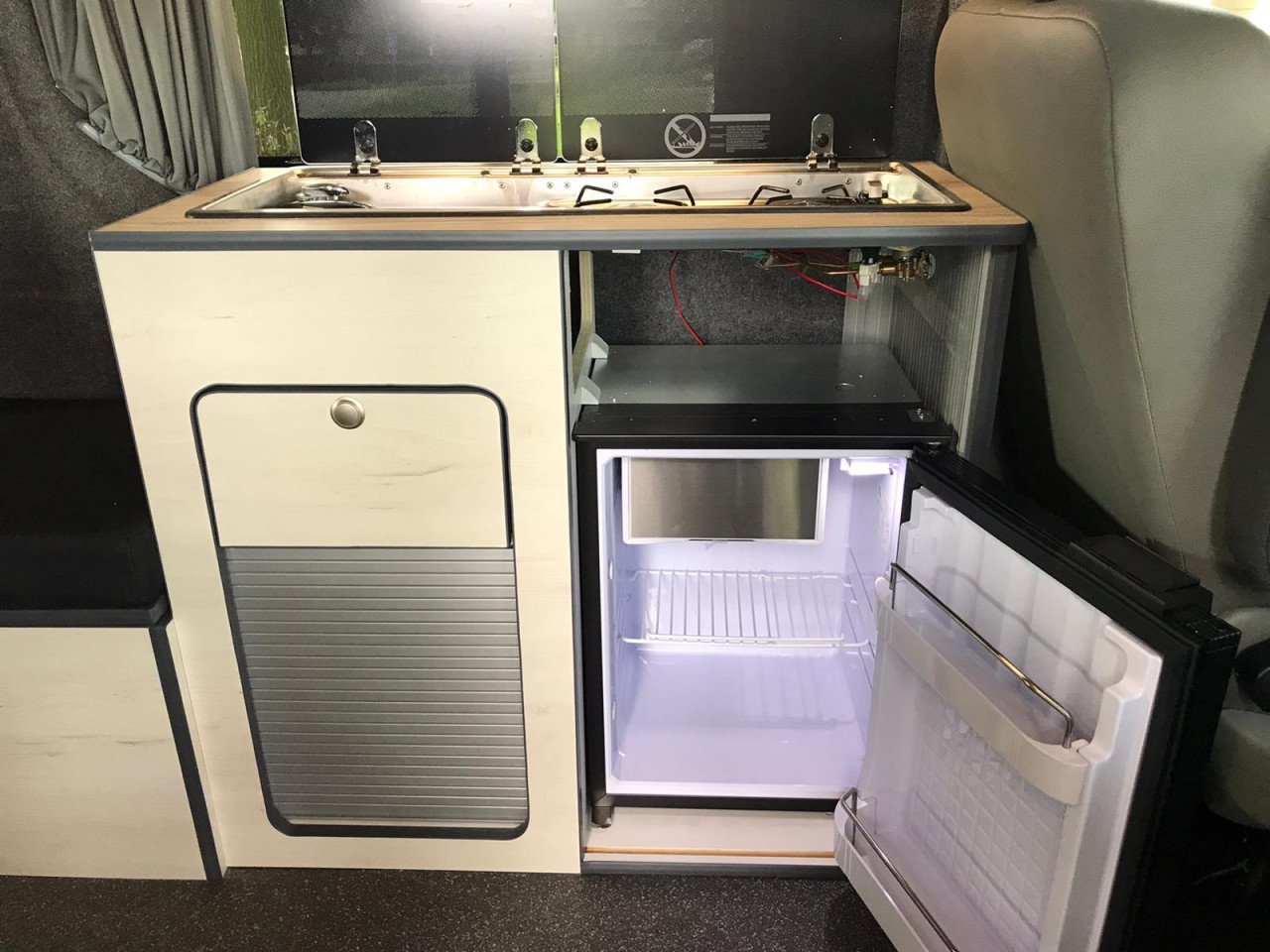 CAMPER