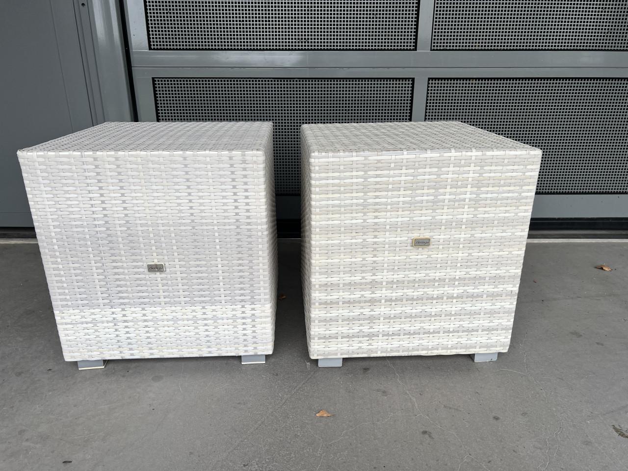 2 wicker hockers 50x50x55cm