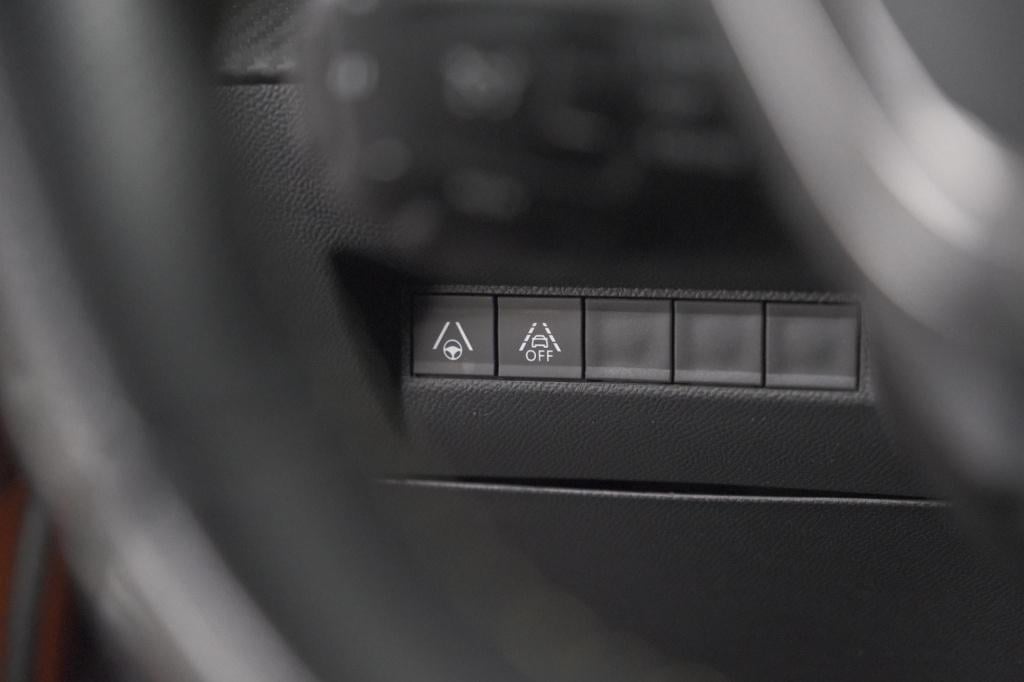 Peugeot E-2008 ev gt 50 kwh | 11 kw lader | 96,3% soh | adaptieve cruise co