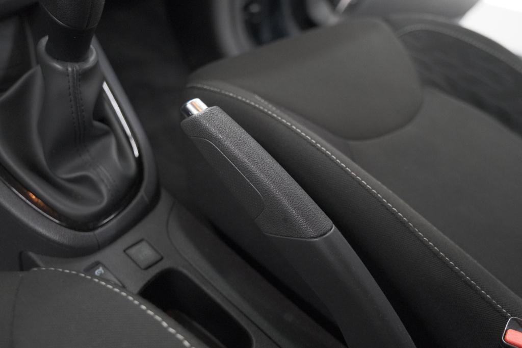 Renault Clio tce 90 limited | camera | navigatie | parkeersensoren | climat