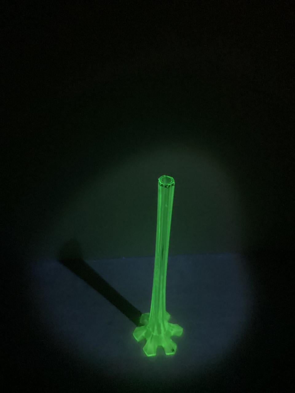 Soliflora vaas van uranium glas