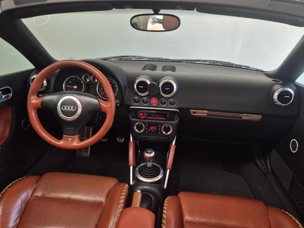 Audi TT roadster 1.8 5v turbo quattro / liefhebbersauto / baseball stiksels