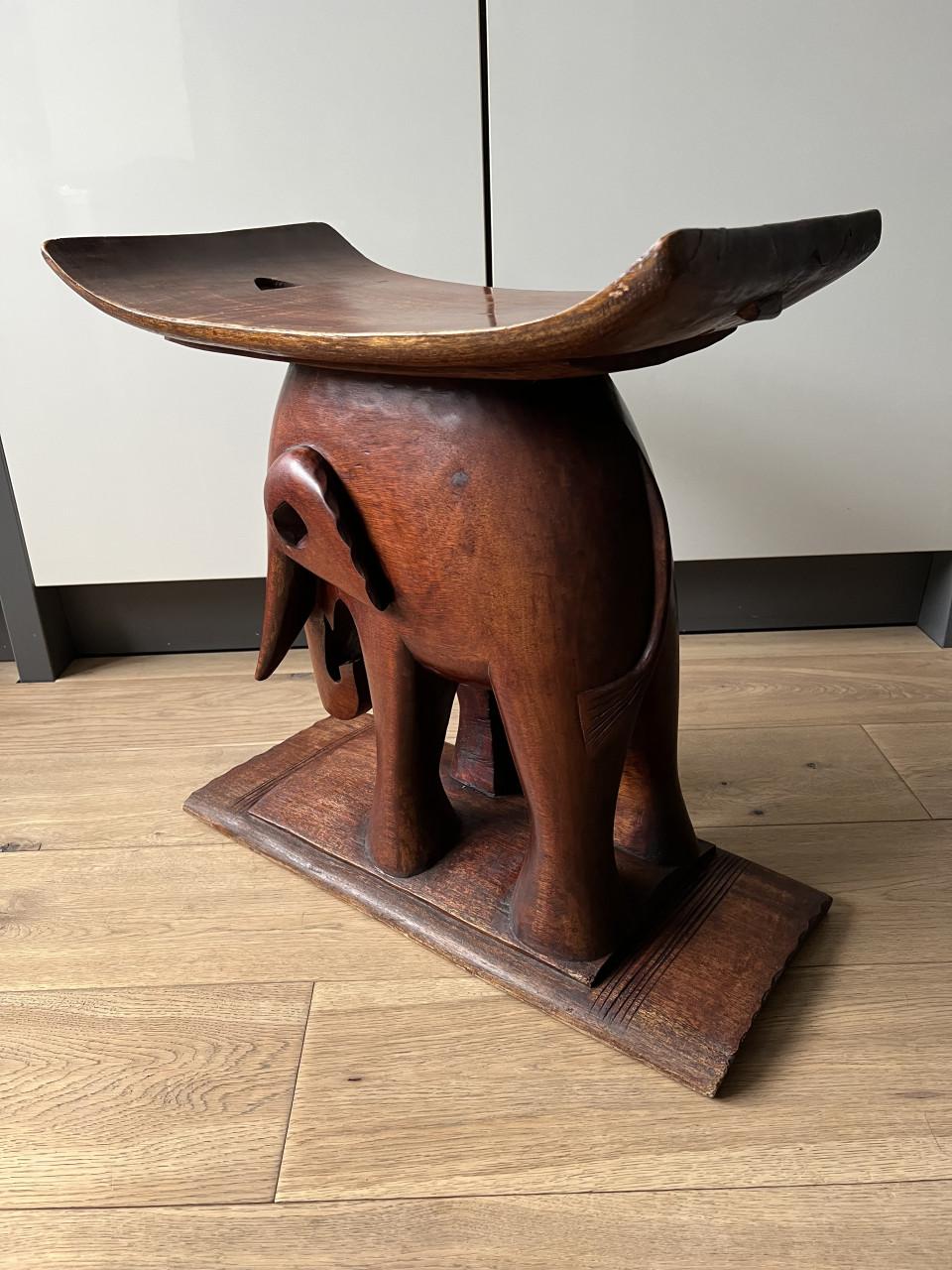 Ashanti/Asante houten olifant. Ghana jaren 60