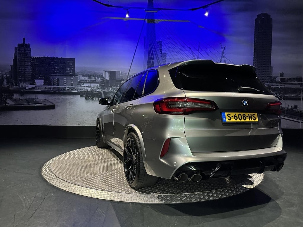 BMW X5 m competition *vossenwheels*carbon*pano*nl auto*