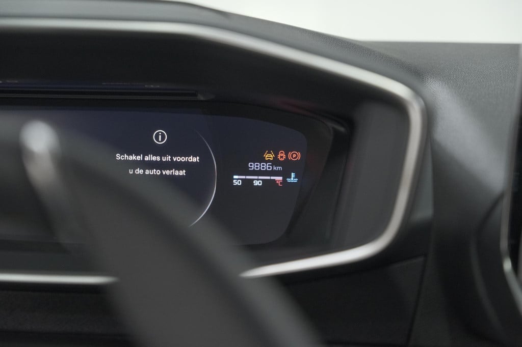 Peugeot 2008 puretech 130 eat8 gt | 360 camera | stoelmassage | adaptieve c