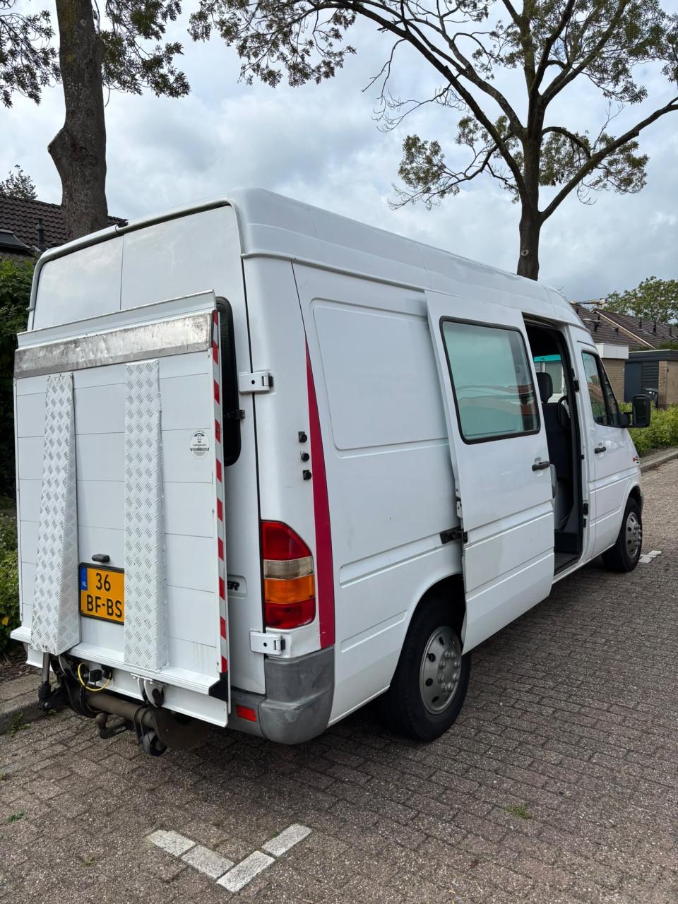 Mercedes Benz Sprinter 7 zitplaatsen automaat 2002