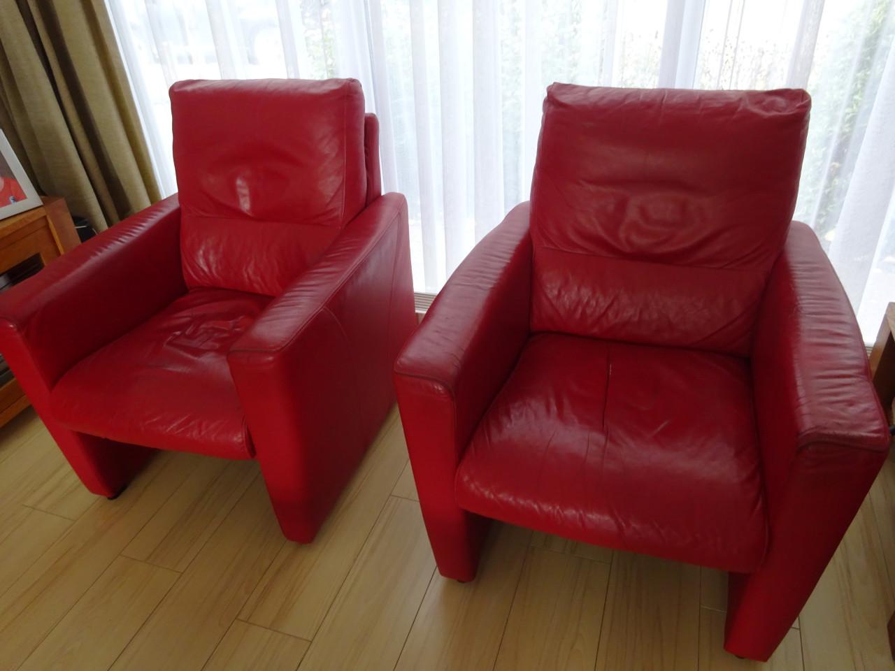 Gratis 2 banken en 2 fauteuils