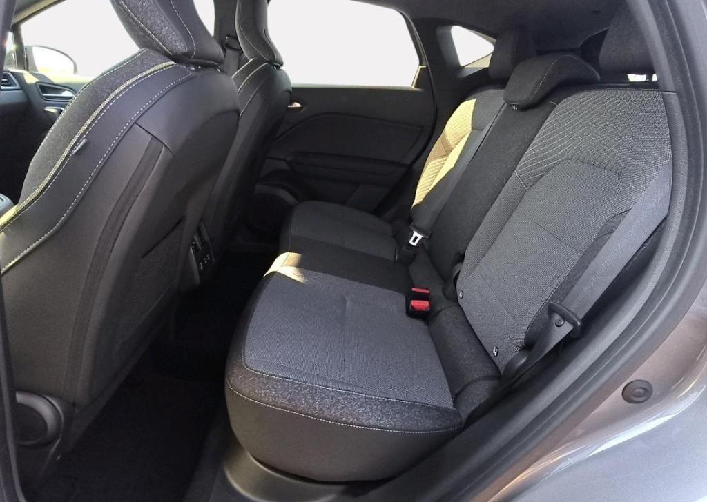 Renault Captur 1.6 e-tech full hybrid 145 techno