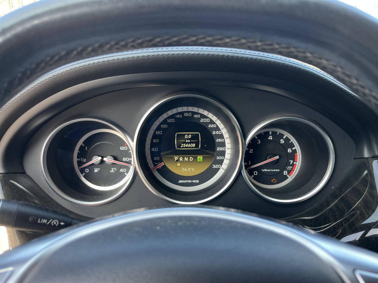 Mercedes-Benz CLS 63 AMG (2012, K-727-XX) – 525 pk V8 Bi-Turbo, 254.000 km