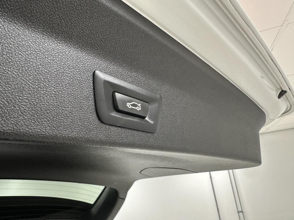 BMW X3 xdrive30e high ex. | harman/kardon | panoramadak | memory |