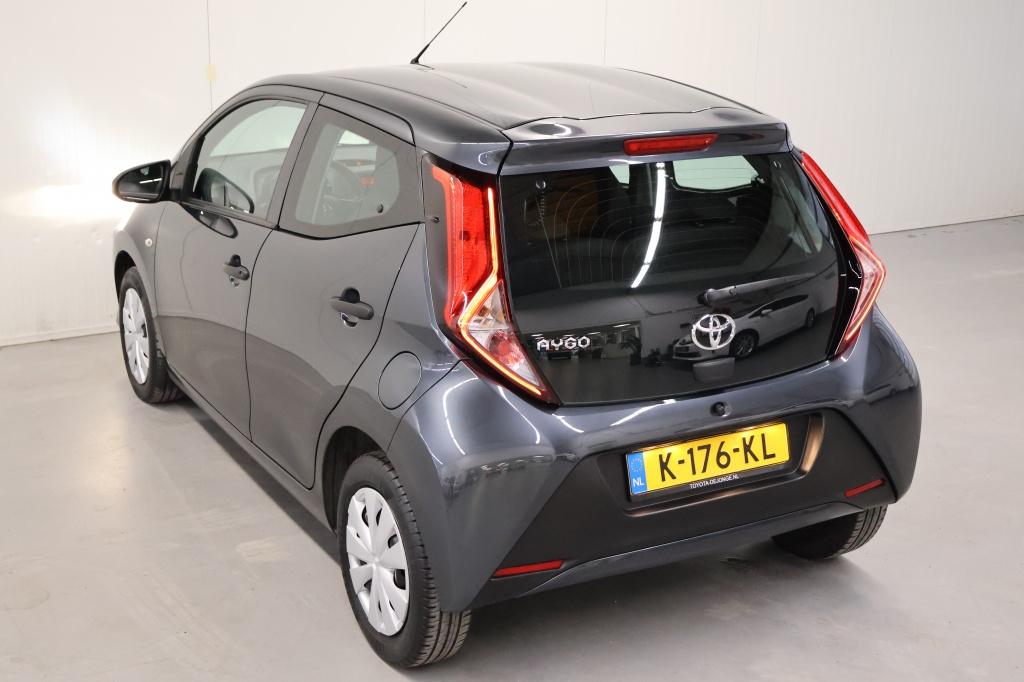 Toyota Aygo 1.0 vvt-i x-fun