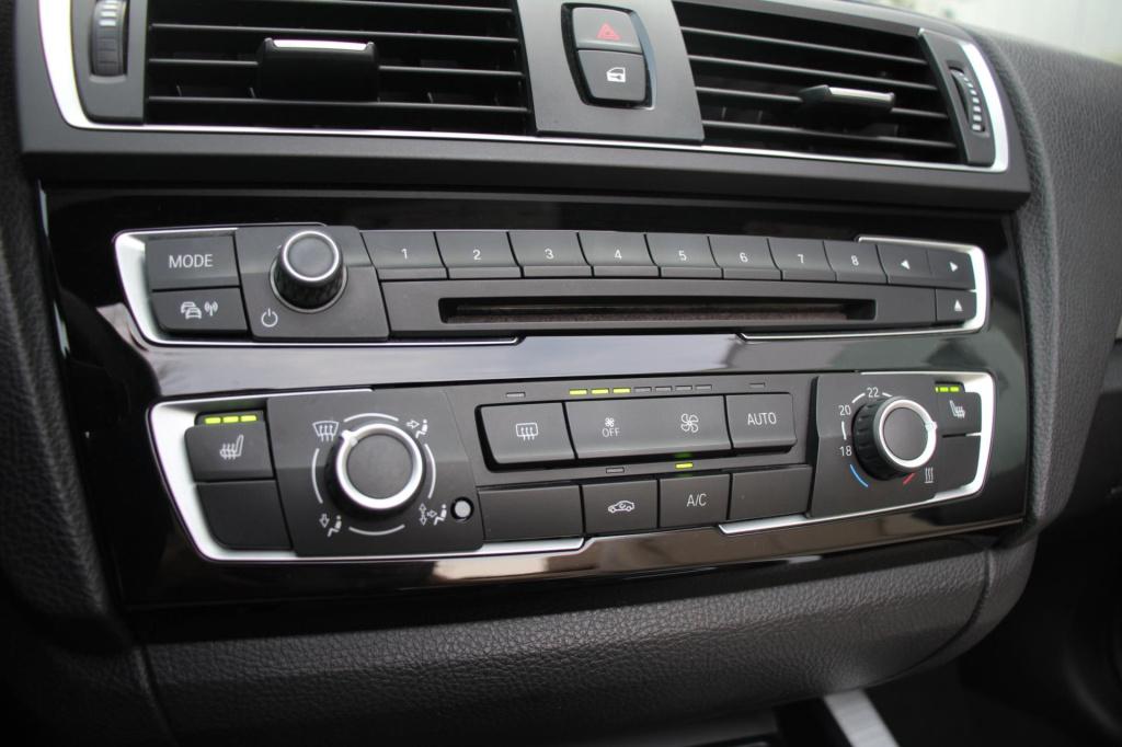 BMW 2-serie cabrio 218i sportline - leder - navi - led - pdc - stoel verw -