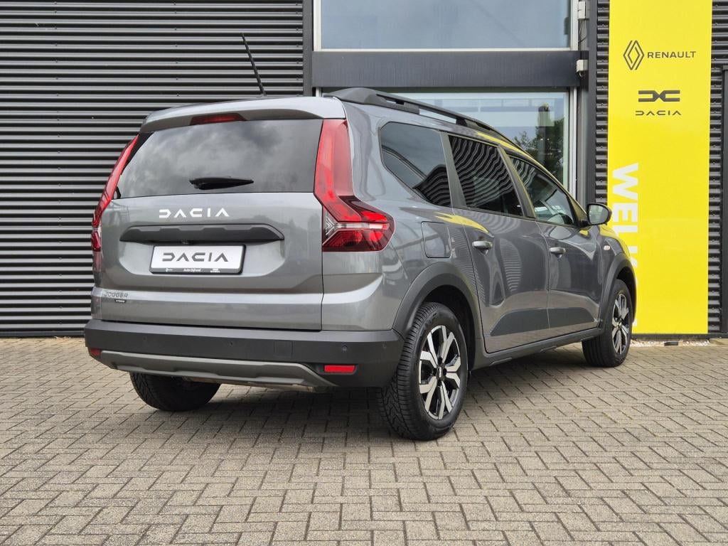 Dacia Jogger 1.6 hybrid 140 expression 7p. camera, navi, apple/android auto