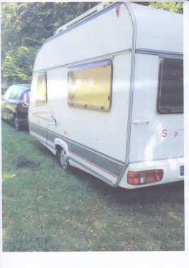 BEYERLAND SPRINT  390D SPRINTER //bouwjaar 2005 / nette caravan