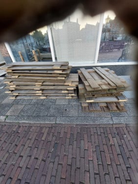 GRATIS DELEN HOUTEN SCHUTTING VOOR IN DE KACHELOF ZOIETS