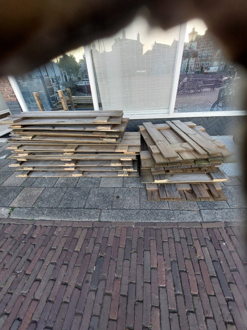 GRATIS DELEN HOUTEN SCHUTTING VOOR IN DE KACHELOF ZOIETS