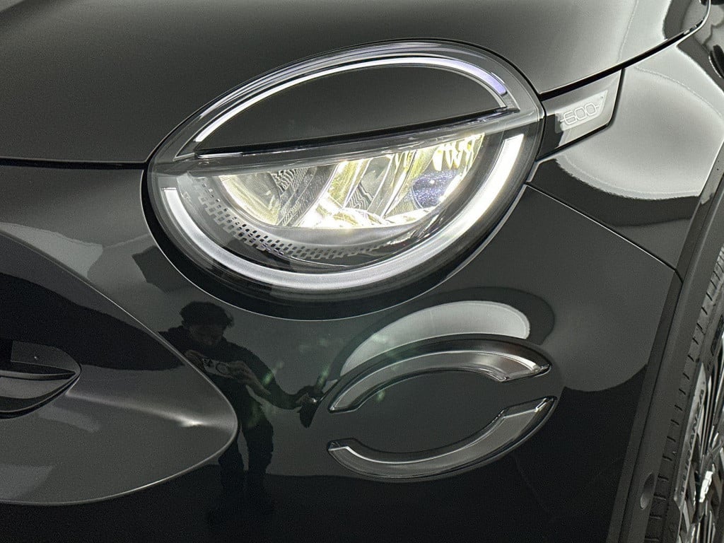 Fiat 600 1.2 hybrid urban | demonstratiemodel | apple carplay/android auto 
