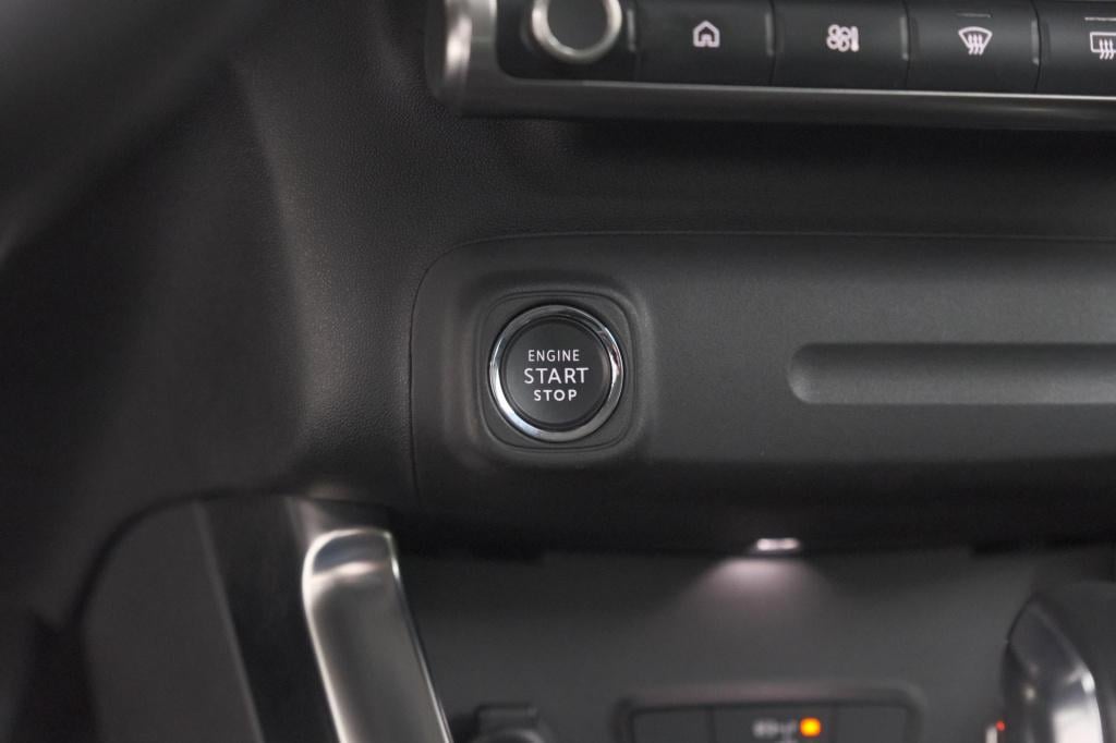 Citroen C3 Aircross puretech 130 eat6 shine pack | camera | apple carplay |