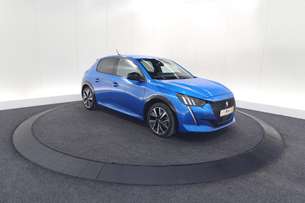 Peugeot 208 puretech 100 gt | camera | dodehoekdetectie | apple carplay | s