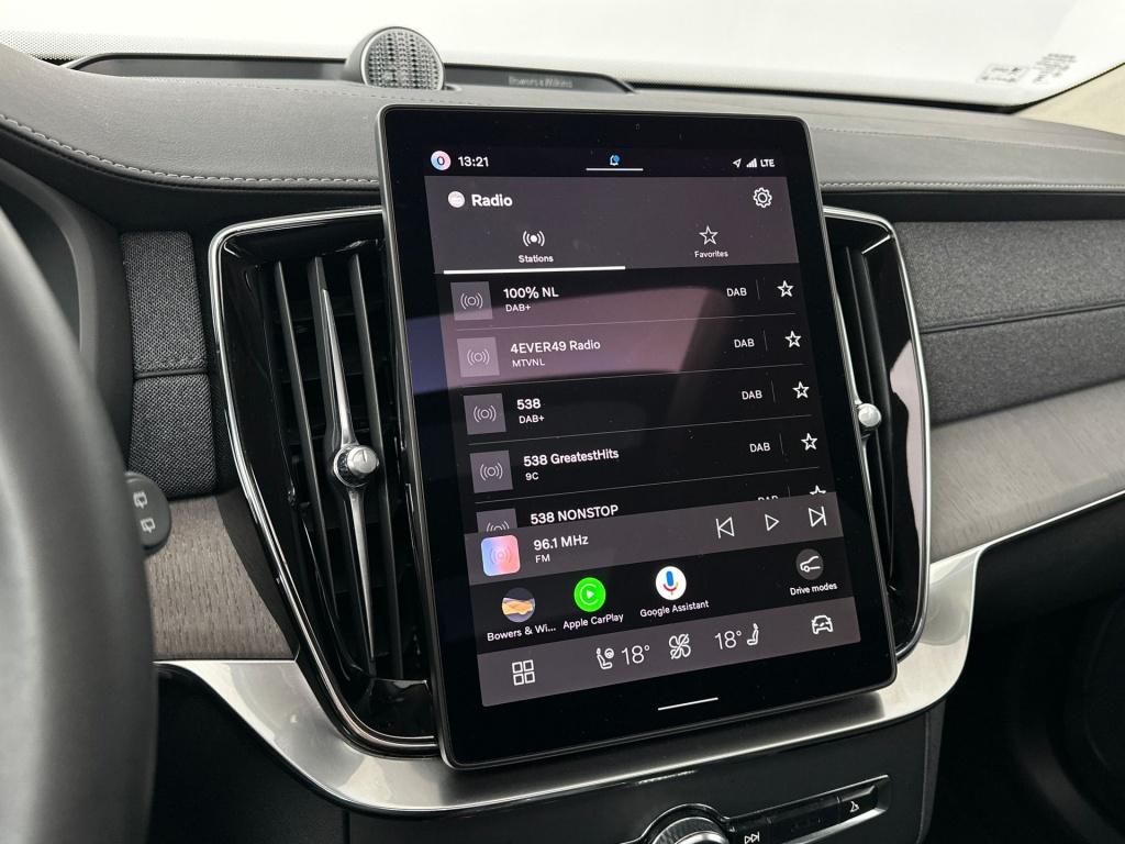 Volvo XC90 t8 455pk recharge ultra dark| b&w audio| trekhaak| luchtvering