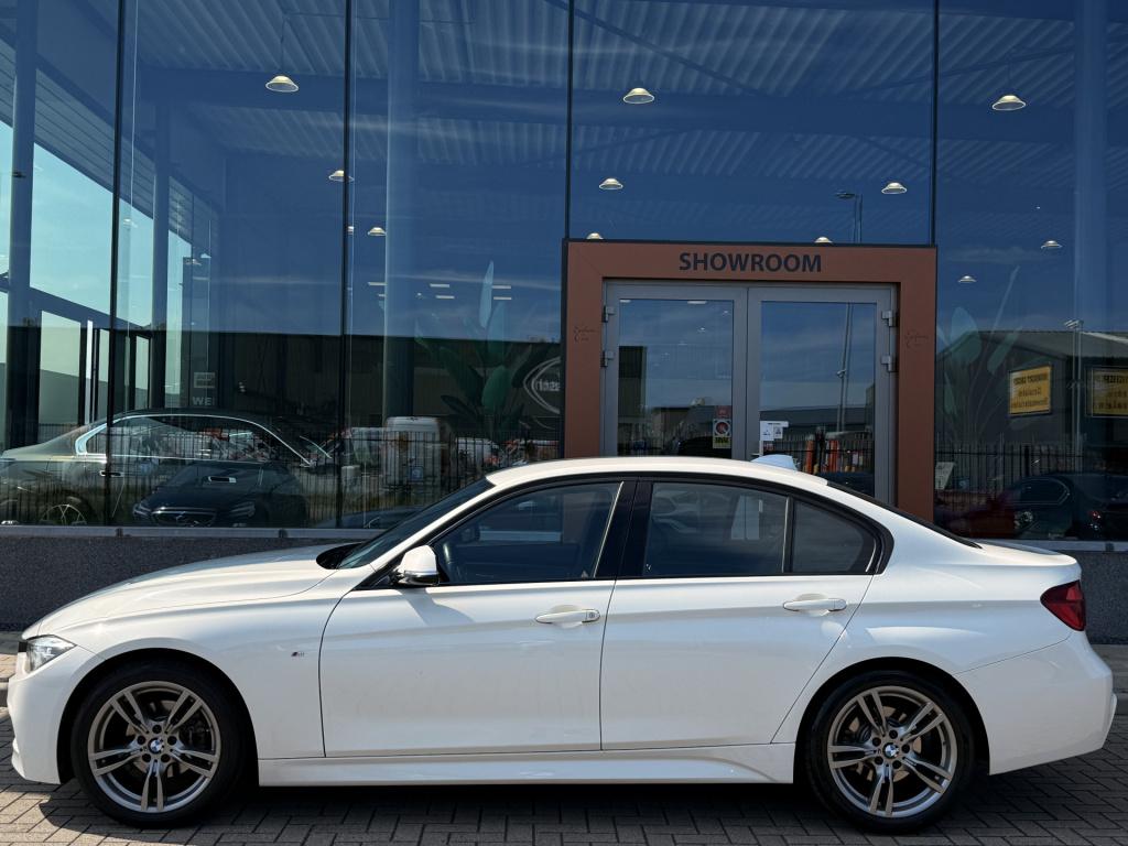 BMW 3-serie 318i m sport edition | cruise | leder | stoelverwarming | led |
