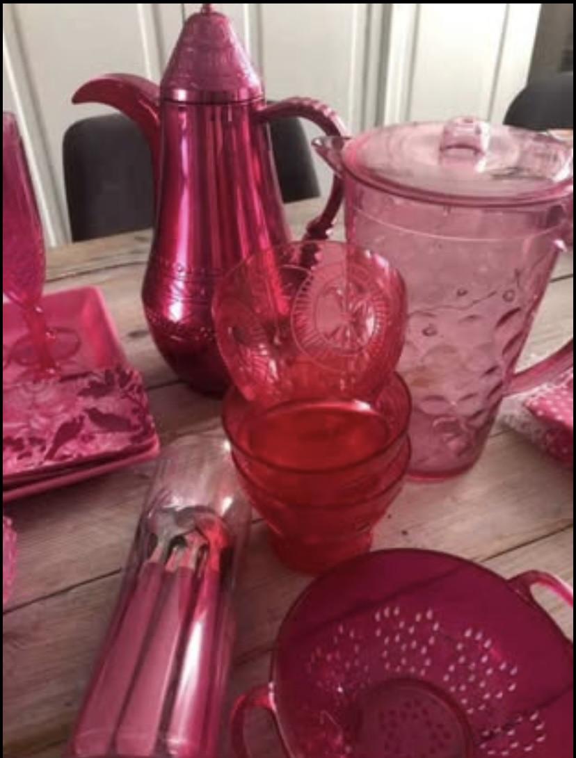 Uitgebreid plastic/melanine servies