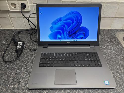 Dell Inspiron 5759 i5-6200 8Gb 250Gb-SSD 17,3" WDVD±RW Win11 25h2 €110