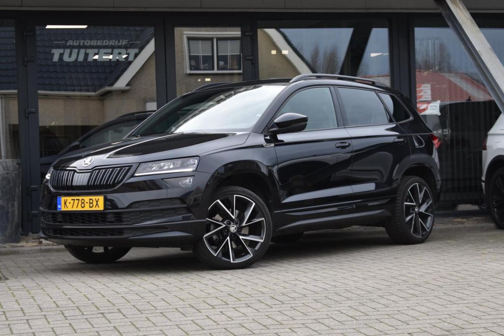 Skoda Karoq 1.5 tsi act sportline | mj21 | trekhaak | camera | virtual | na