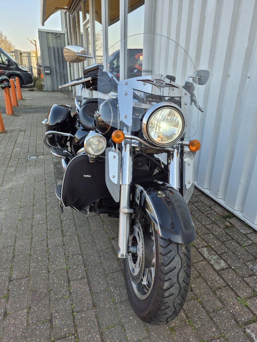 Kawasaki Vulcan 1700 Classic tourer