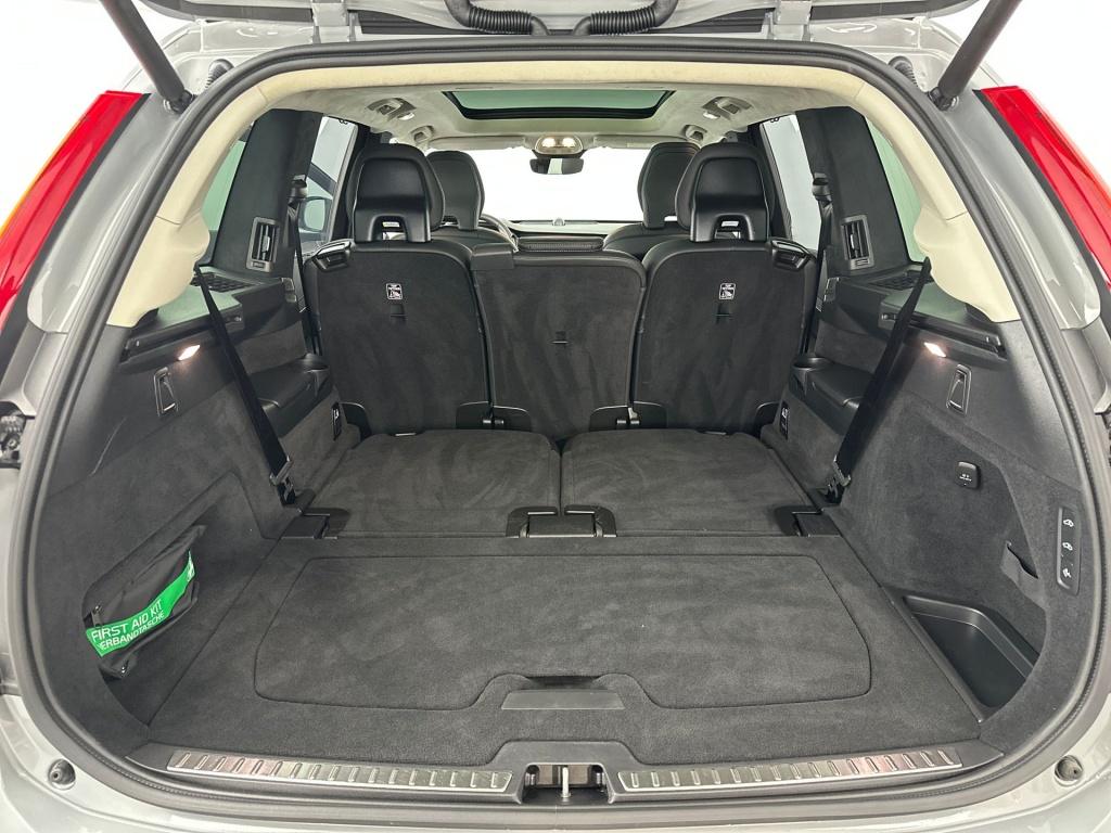 Volvo XC90 t8 455pk recharge ultra dark| full options!! b&w | luchtvering