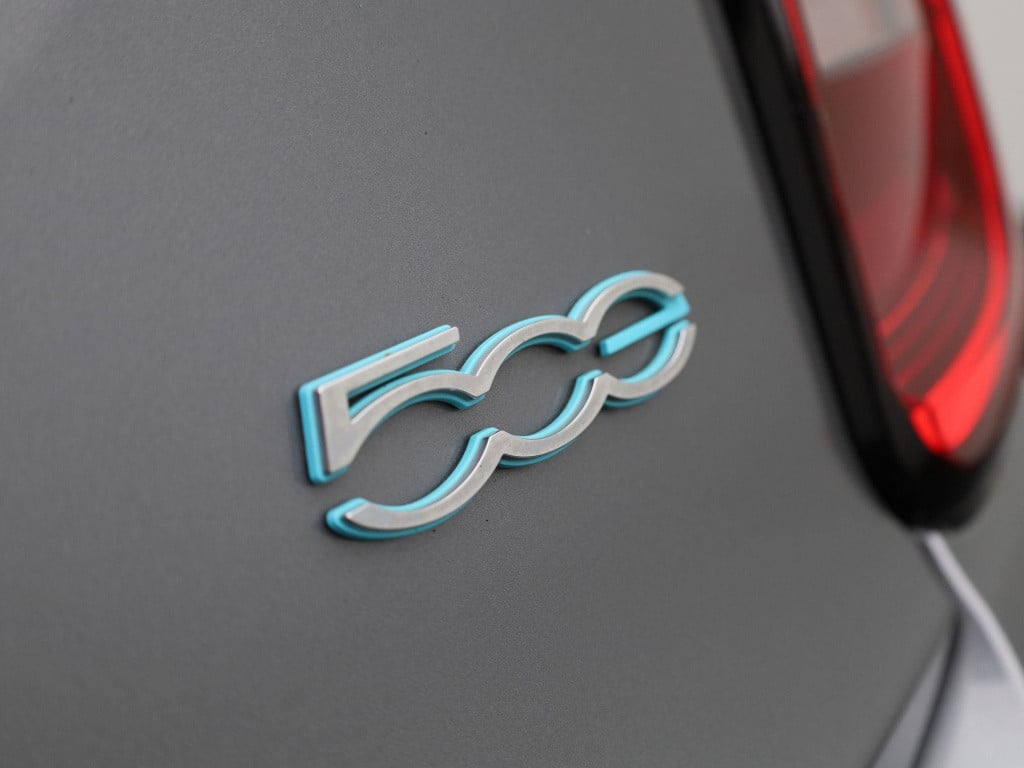 Fiat 500e c la prima 42 kwh leren bekleding - navigatie - camera - adapt. c