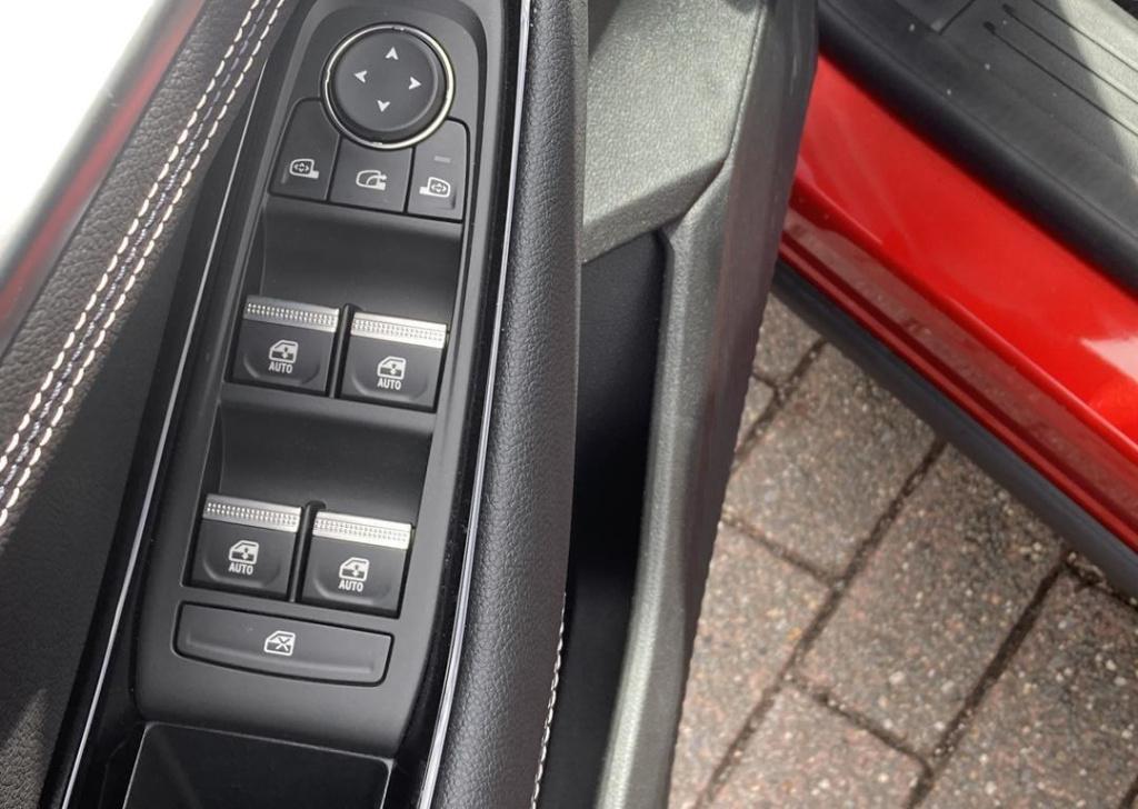 Renault Austral 1.2 mild hybrid 160 x-tronic techno - pack solid / pack saf