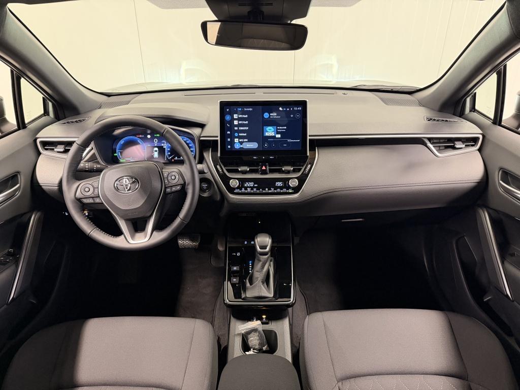 Toyota Corolla Cross hybrid 140 dynamic| adapt. cruise| stoel/stuur verw.| 