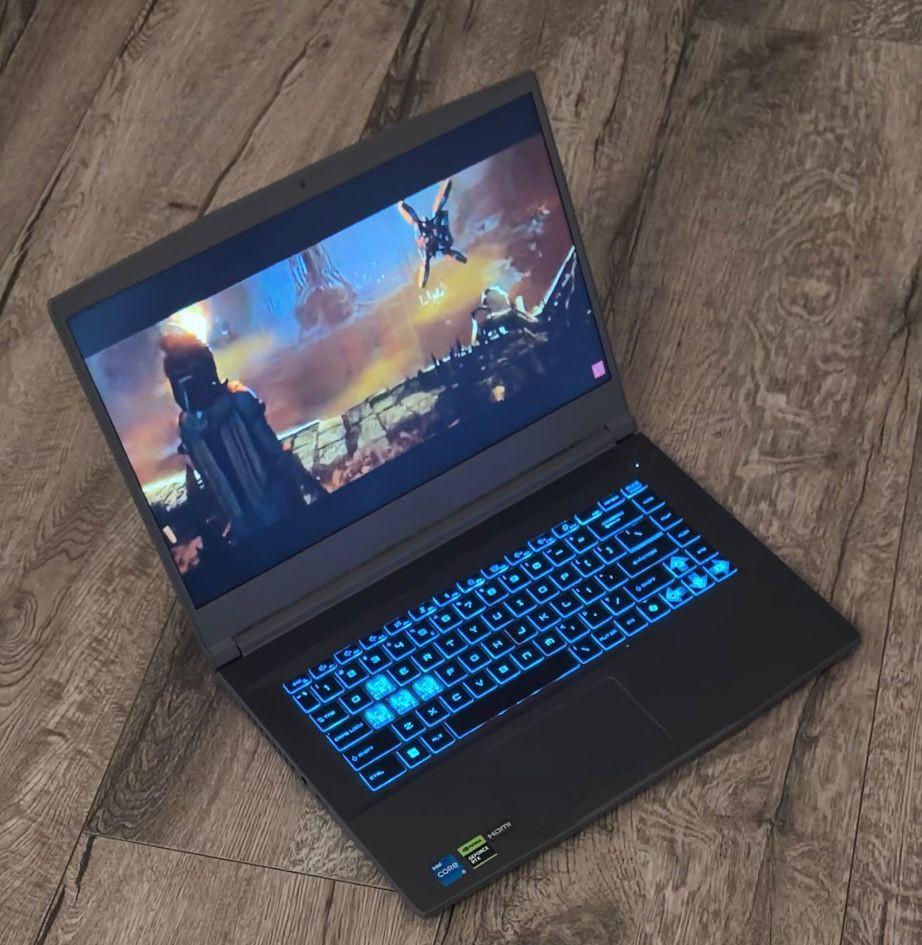 MSI GAming Laptop RTX 3050 - SSD - I5 13420H 8 CORE - 16GB