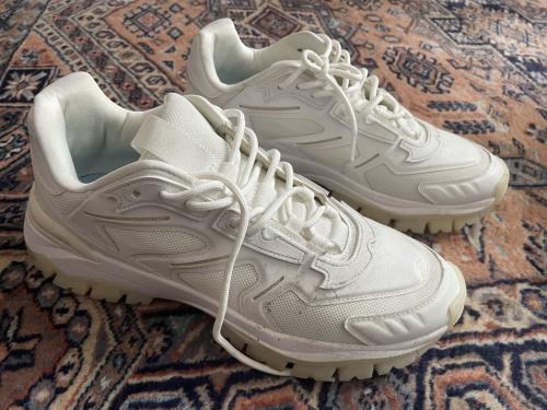 H&M maat 45 Witte sneakers chunky zool  Maar 2x gedragen