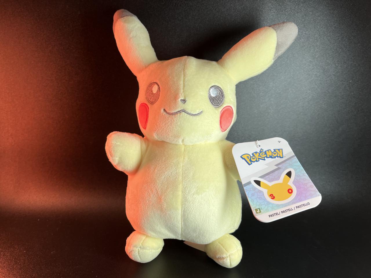 Pokémon – 30th Anniversary Pikachu Pluche Knuffel (20 cm)