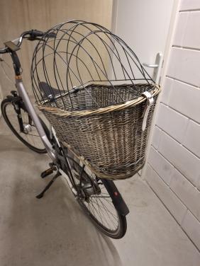 Te koop fietsmand trixie