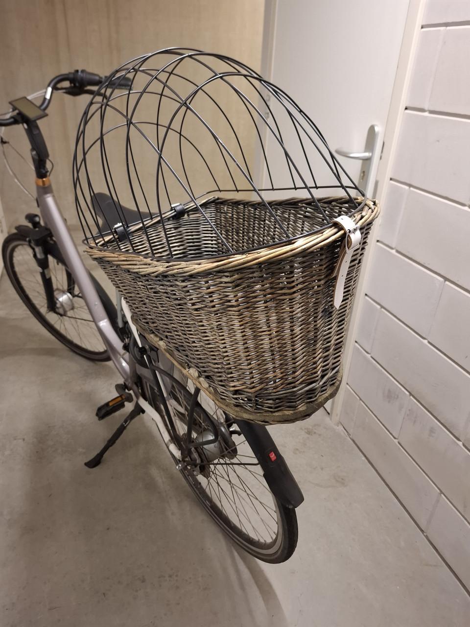 Te koop fietsmand trixie