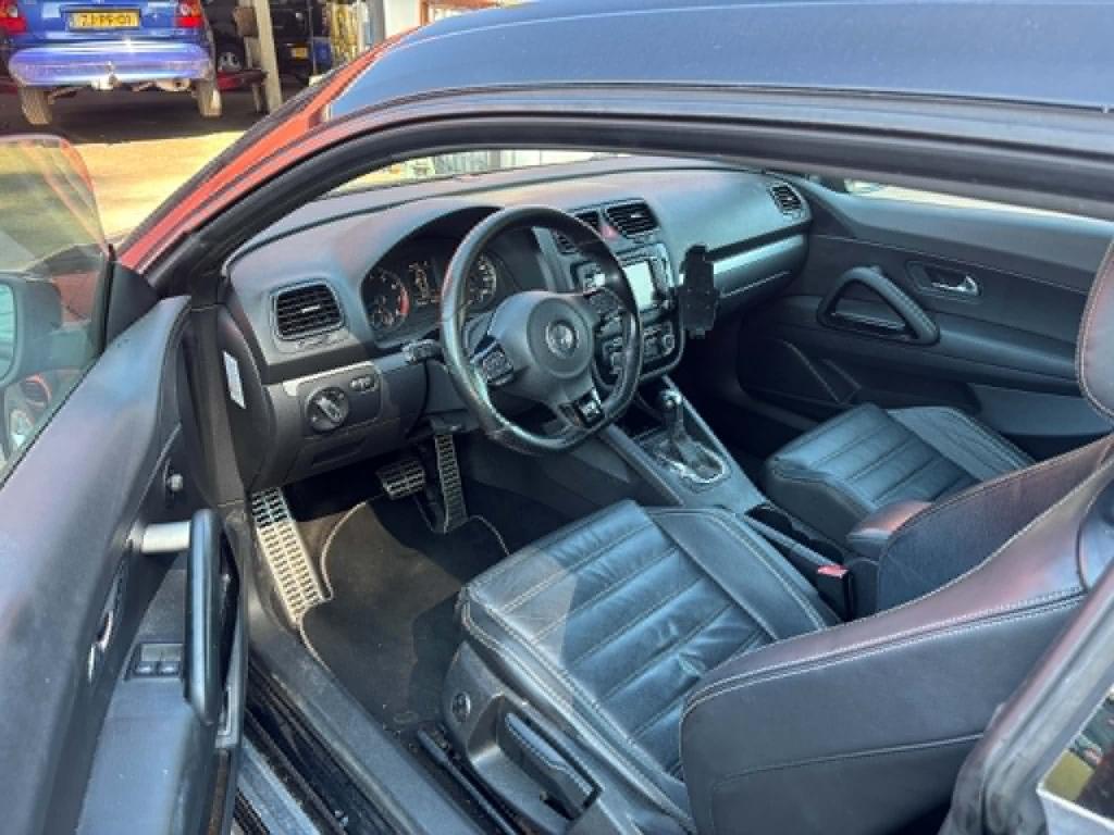 Volkswagen Scirocco 2.0 tsi r