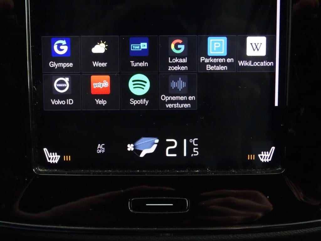 Volvo XC40 2.0 t4 momentum