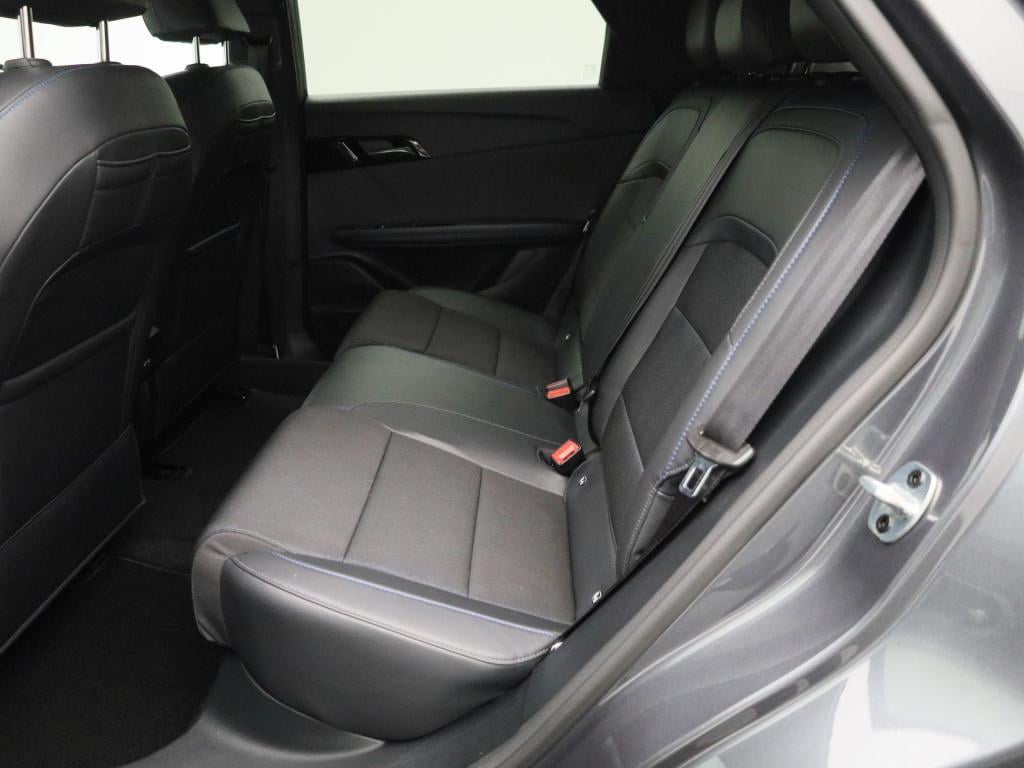 MG Mg4 64 kwh luxury | automaat | navigatie | climate control | apple carpl