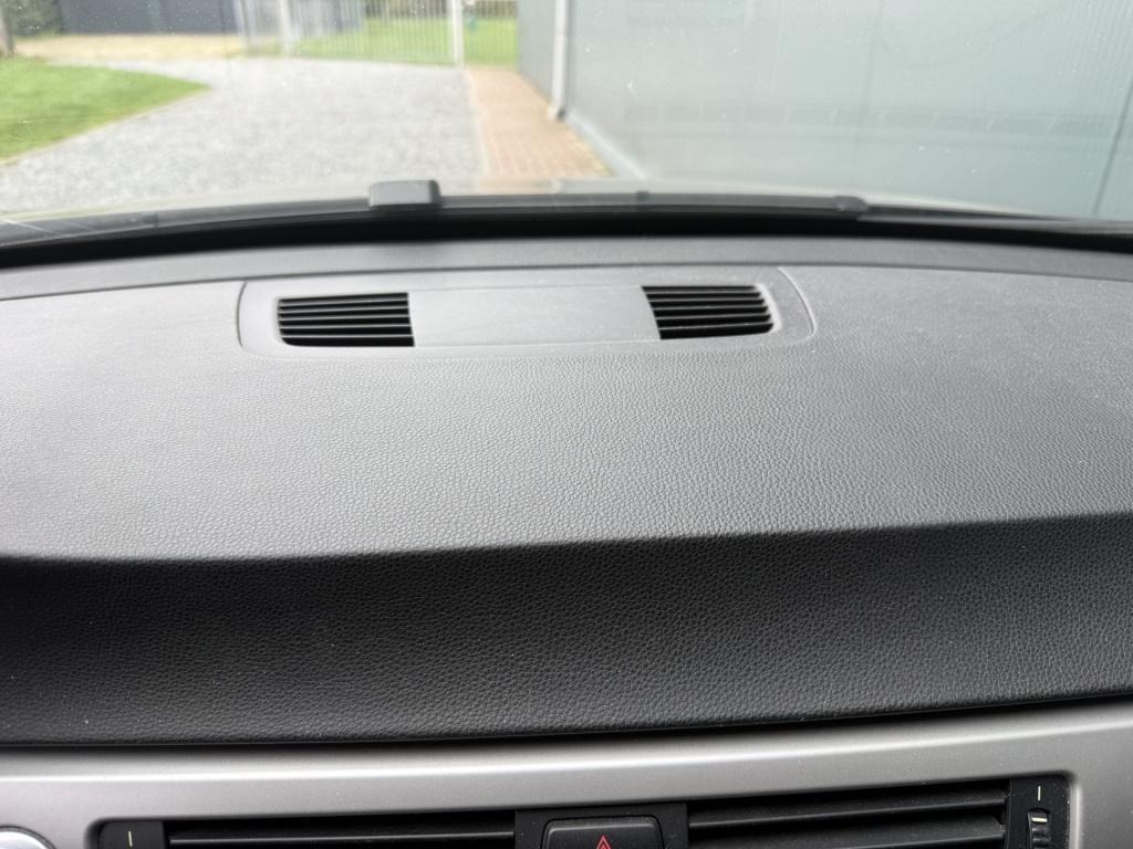 BMW 3-serie 320i 150pk executive sedan