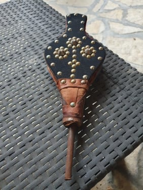 Mooie kleine koperen, lederen vintage blaasbalg in nette staat...