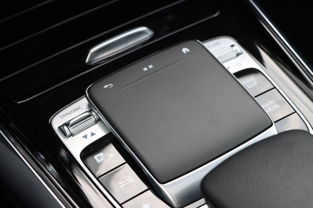 Mercedes-Benz B-Klasse 180 business solution amg